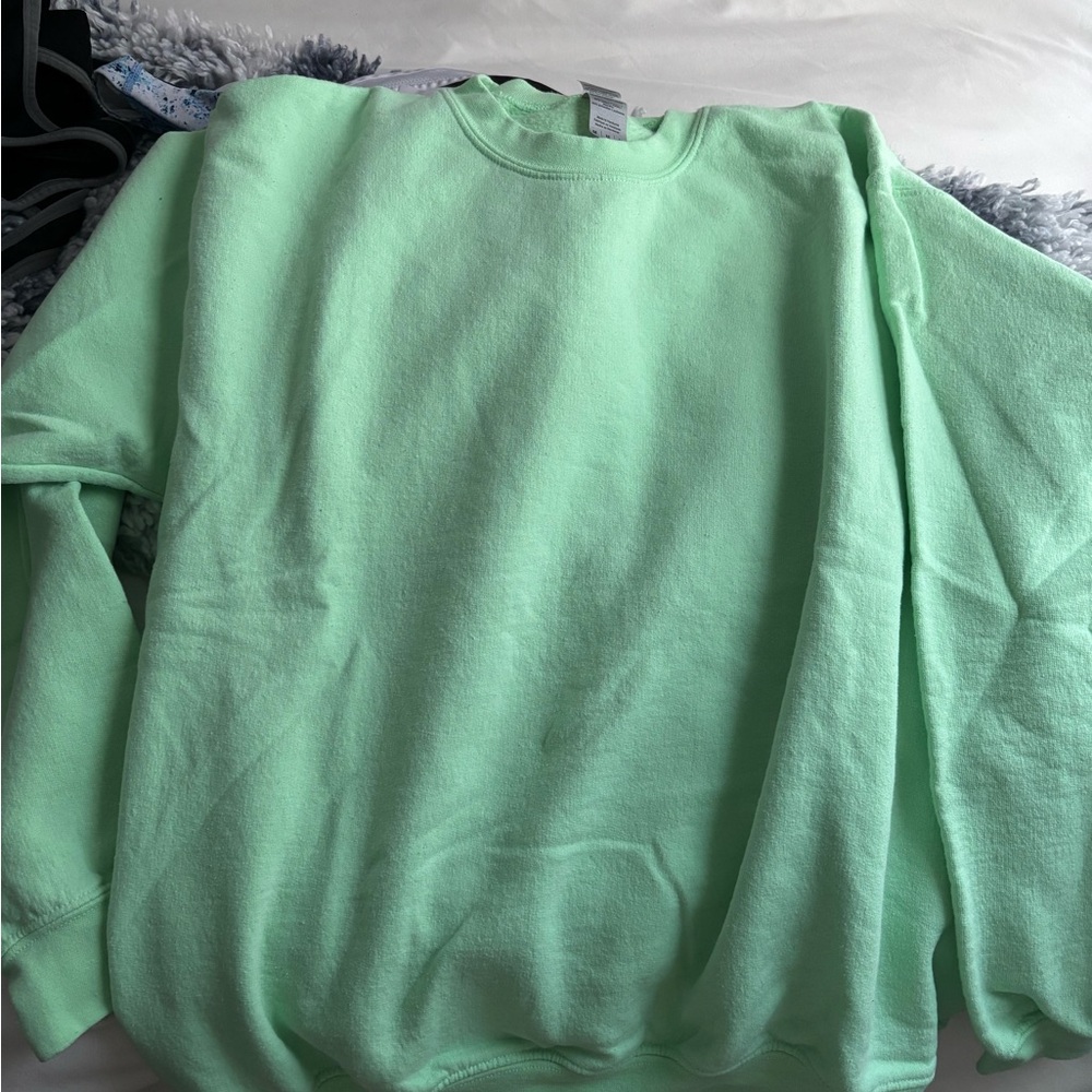 Crewneck sweatshirt